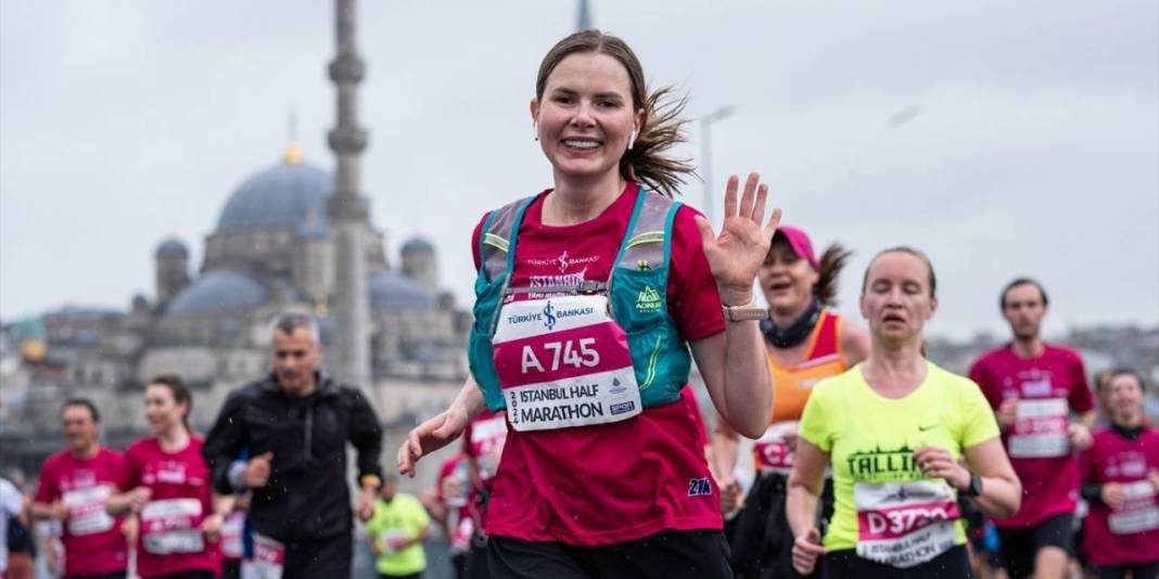 19. İstanbul Yarı Maratonu'nun kazananları Kenya ve Faslı atletler oldu 2